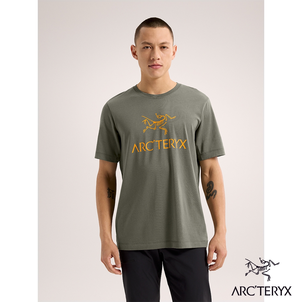 Arcteryx 始祖鳥官方直營】男Arc'Word LOGO 短袖休閒Tee 糧草綠| 短袖