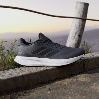 【ADIDAS】ADIDAS RUNFALCON 慢跑鞋 跑步鞋 休閒鞋 運動鞋 低筒 男鞋 女鞋 單一價
