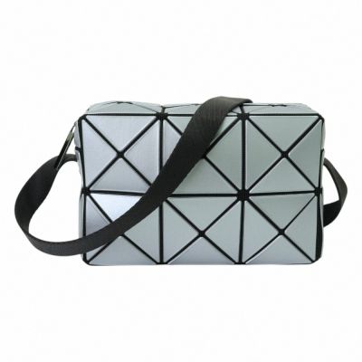 ISSEY MIYAKE  BAOBAO 幾何皮質立方斜背小方包(星光藍)mini