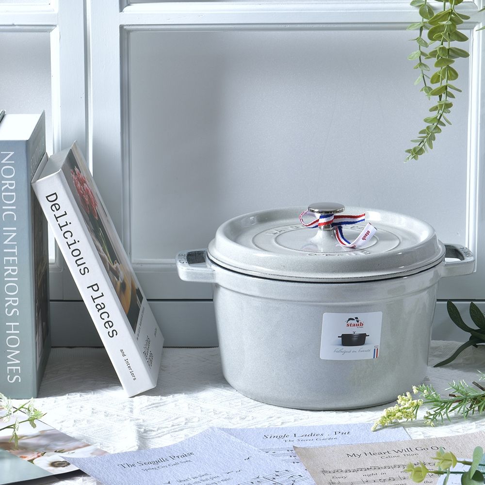staub鍋 24cm Staub 高深圓形鑄鐵鍋24cm 4.7L 松露白法國製湯鍋燉鍋(電磁爐IH爐可用