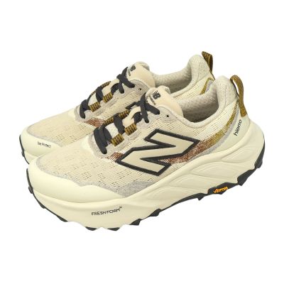 New Balance NB 越野跑鞋 Hierro V9 D 寬楦 女鞋 米 戶外 厚底 緩震 運動鞋 WHIER4A5-D