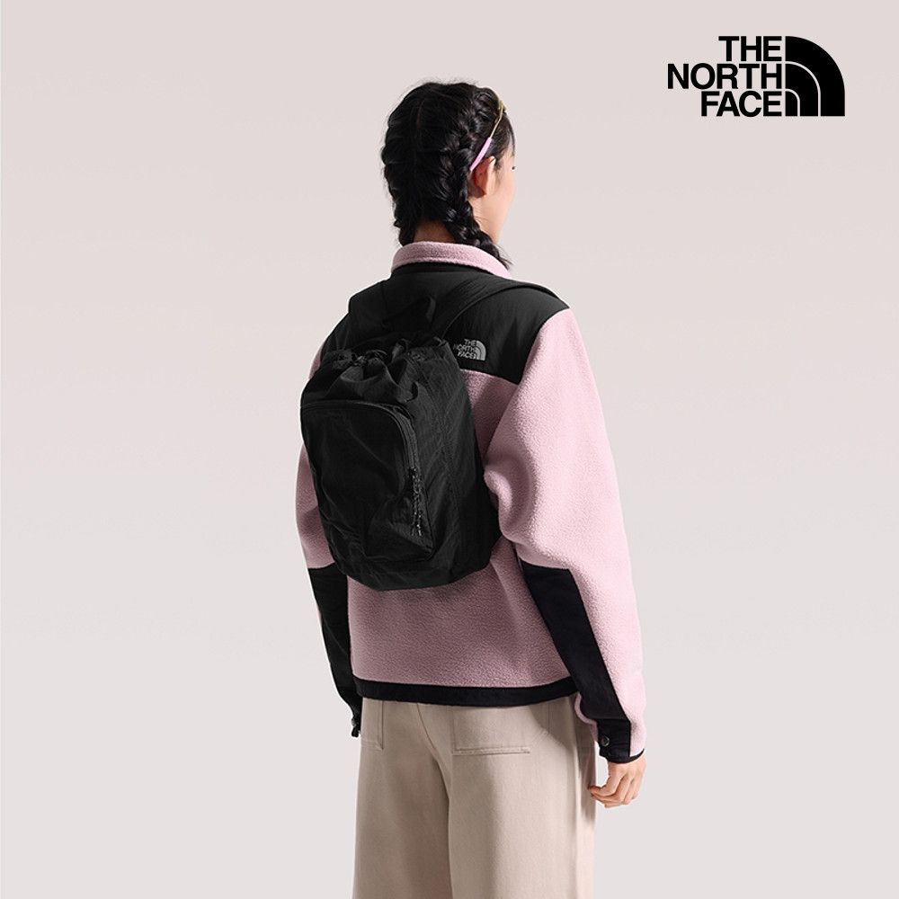 【The North Face 官方旗艦】北面男女款黑色DWR防潑水抽繩束口休閒後背包｜8JFXJK3 筆電包/登山包