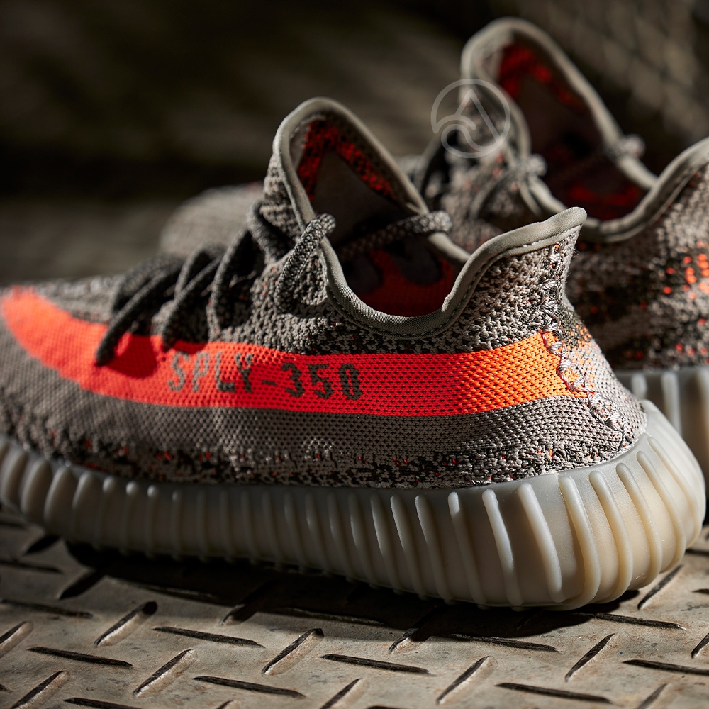 harga adidas yeezy 350 v2 beluga