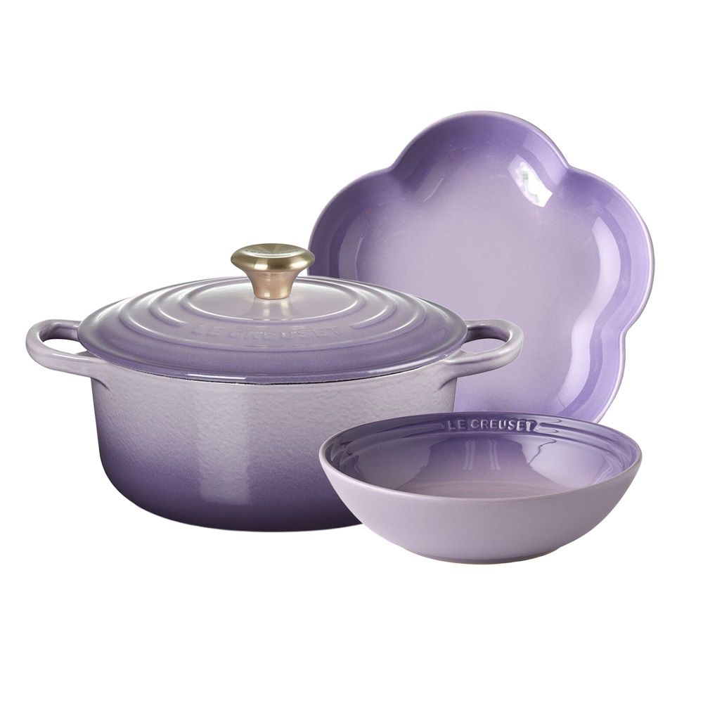 Le Creuset【藍鈴紫】典藏圓形鑄鐵鍋20cm+花形深盤20cm+早餐穀片碗18cm