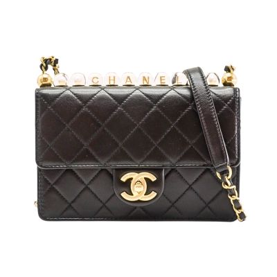 二手品 Chanel 香奈兒 淡金雙C牛皮珍珠秀款掀蓋斜背包(黑)