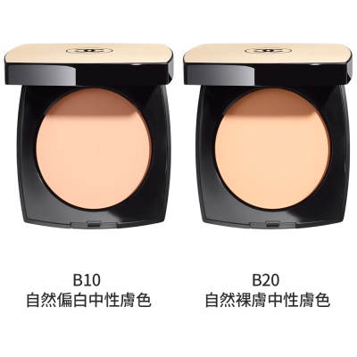 CHANEL香奈兒原生美肌蜜粉餅，為臉部設計的輕盈遮瑕產品，適合各種膚質使用。內附半圓形粉刷，方便上妝。產地為法國，儲存期限為3年，請詳見產品包裝標示。