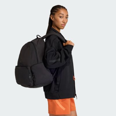 【adidas 愛迪達】 ESSENTIALS 後背包 男/女 KA6770