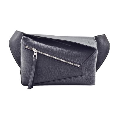 LOEWE 經典 Puzzle Edget系列幾何拼接造型粒面小牛皮肩背 斜背包(黑色)