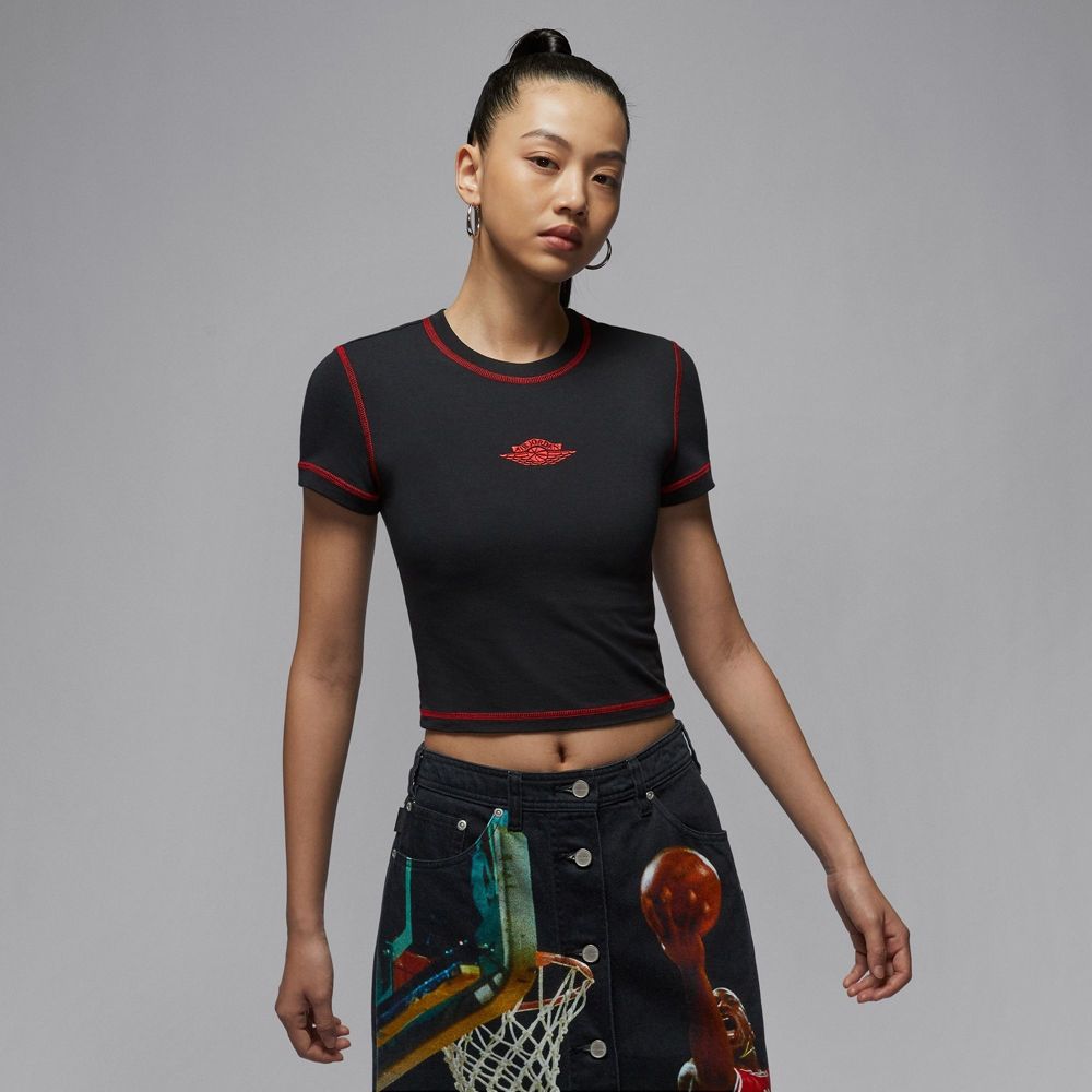 NIKE 短袖上衣女喬丹AS W J SS SLM CRP GFX TEE RAIR 黑IB2921-010