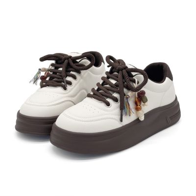 Robinlo 軟呼呼真皮雲朵厚底輕量休閒小白鞋 JUOTI 可可摩卡