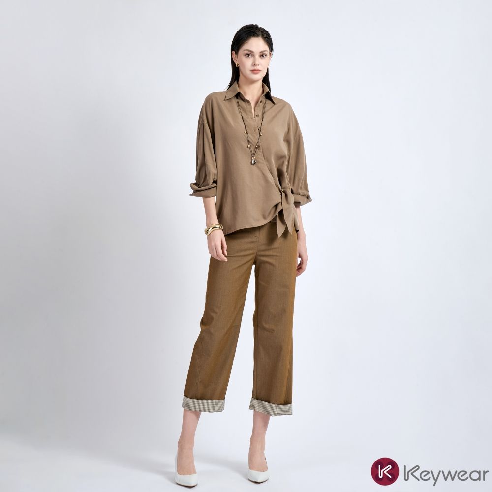 KeyWear奇威名品      格紋反摺直筒九分褲-黃綠色
