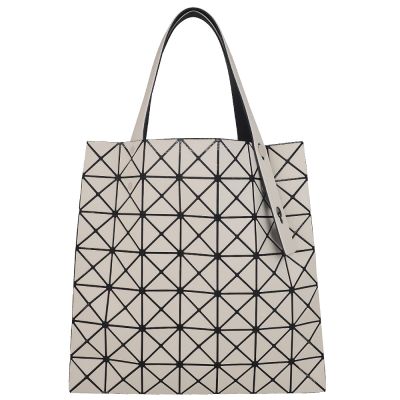 ISSEY MIYAKE 三宅一生 BAOBAO 淺米色皮質三角格7x7肩背/手提包