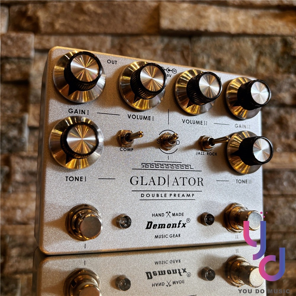 ギター Demonfx GLADIATOR DOUBLE PREAMP Demonfx GLADIATOR DOUBLE PREAMP 電吉他雙軌前級破音效果器角鬥者