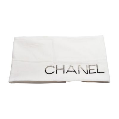 CHANEL 經典立體雙色字母LOGO棉絲混訪透紗圍巾(白色)