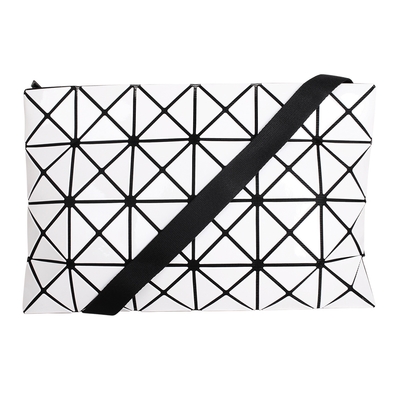 ISSEY MIYAKE  BAOBAO 透光幾何方格4x6大格斜背包(亮面白)大款