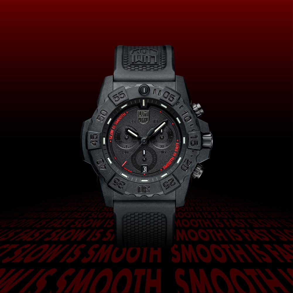 LUMINOX 雷明時NAVY SEAL CHRONO海豹三眼計時腕錶– 純黑3581.SIS