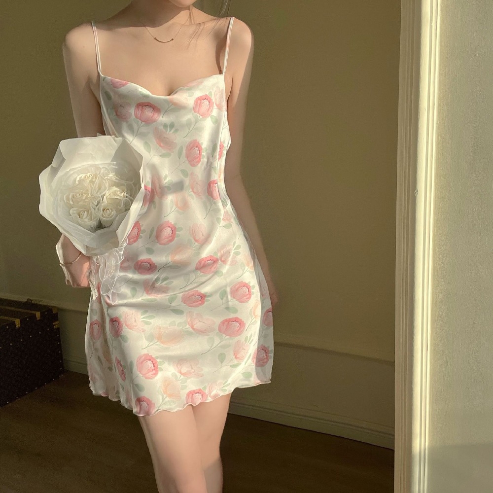 【藍尼居家】現+預 吊帶冰絲綢性感睡裙(女睡衣/家居服/連身裙)