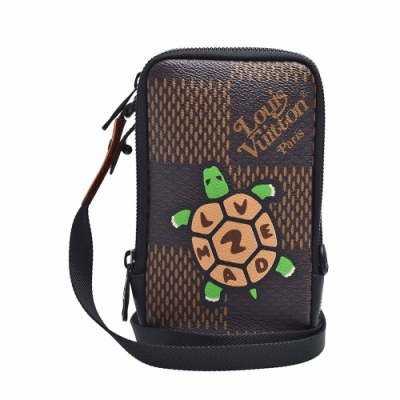 LV Louis Vuitton路易威登 N40377經典DOUBLE PHONE系列烏龜圖案Nigo聯名款斜背包