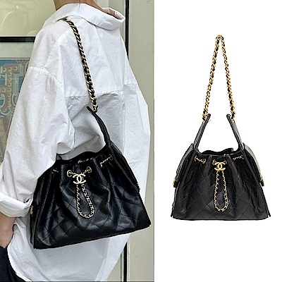 CHANEL 香奈兒琺瑯logo皮穿鍊羊皮斜背口蓋包(AS4740-黑) | 斜