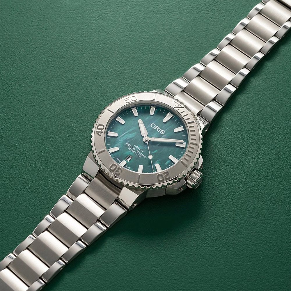 Oris 豪利時 x Bracenet Aquis 時間之海特別版 300米潛水機械錶 0173377304137-0782405PEB