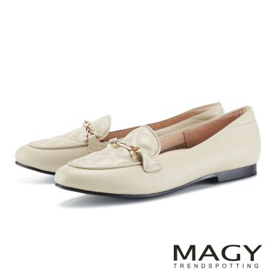 MAGY 格紋縫線牛皮馬銜釦平底樂福鞋 杏色