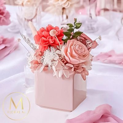 【Floral M】Blooming Love蜜桃粉永生花禮贈香氛油(乾燥花/永生花/情人節花禮/生日禮物/開幕花禮/居家擺飾)