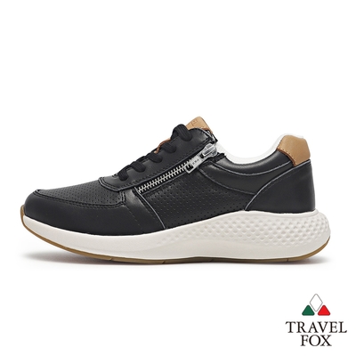 【TRAVEL FOX 旅狐】女鞋 GRACE 真皮微厚底沖孔側拉鍊休閒鞋(924901-101 黑)