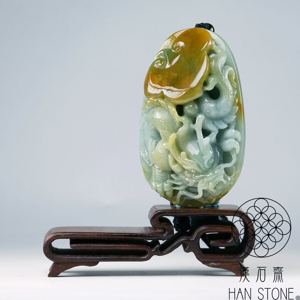 漢石齋】天然翡翠A貨護主龍牌玉佩吊墜飄花種帶黃翡(44*70*20mm) | 漢石