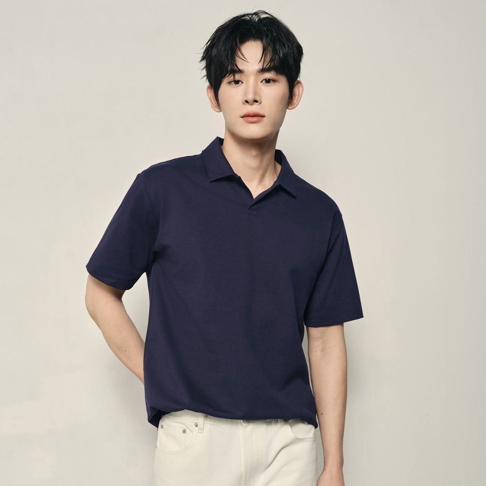 GIORDANO 韓國同款 男裝V領修身短袖POLO衫【多色任選】 (66 標誌海軍藍)