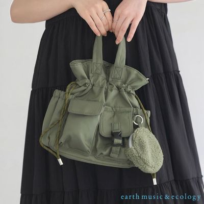 〔earth music〕2WAY工裝風束口手提/側背包-附毛絨圓形收納小包