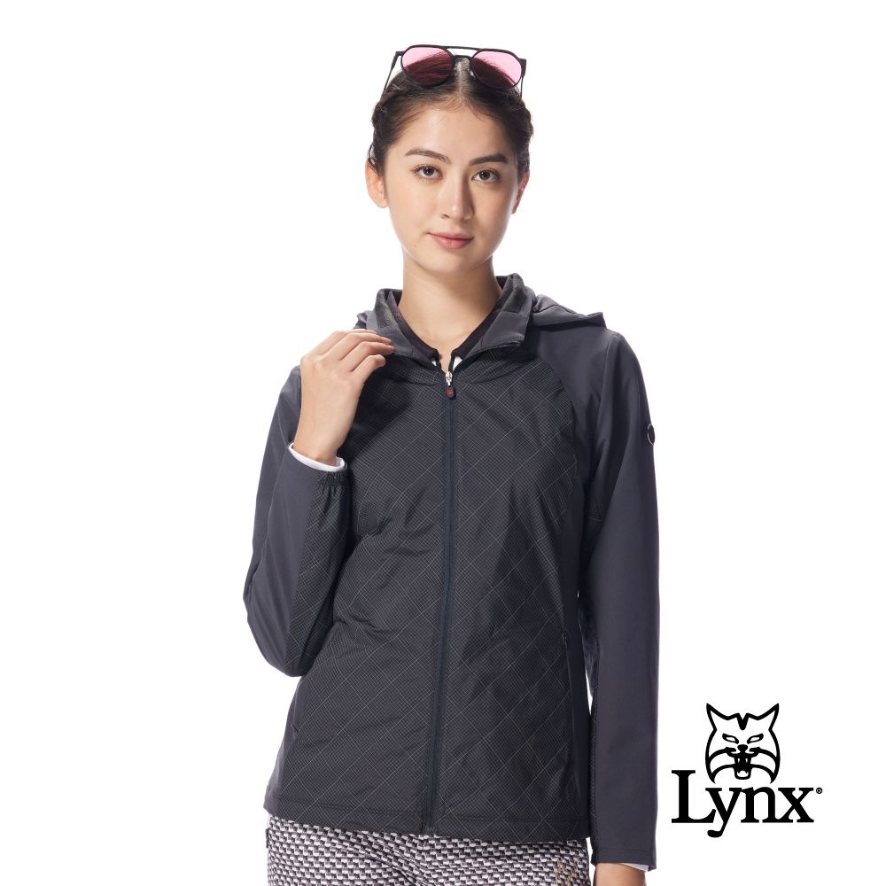 【Lynx Golf】女款3M反光長版連帽可拆細格紋刷毛裡布拉鍊風衣-黑灰色 (黑灰色)