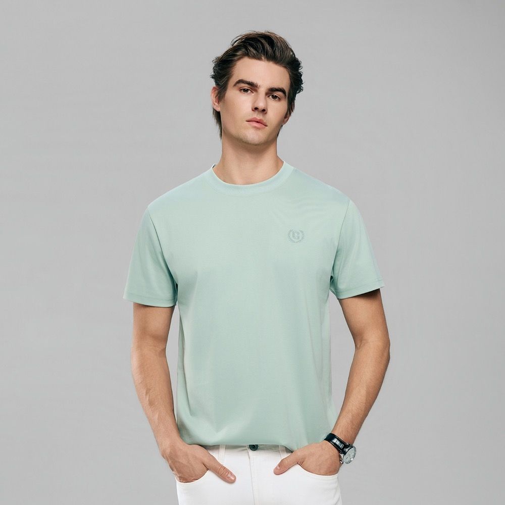 GIORDANO 男裝細緻抗皺修身素色短袖T恤 Liquid Touch系列【多色任選】 (18 水灰綠)