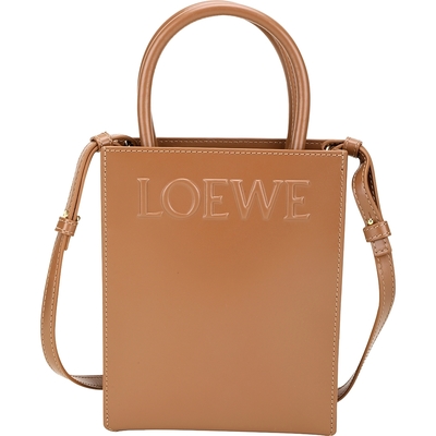 LOEWE 羅威 Standard A5 浮雕字母小牛皮手提/肩背托特包(棕色)