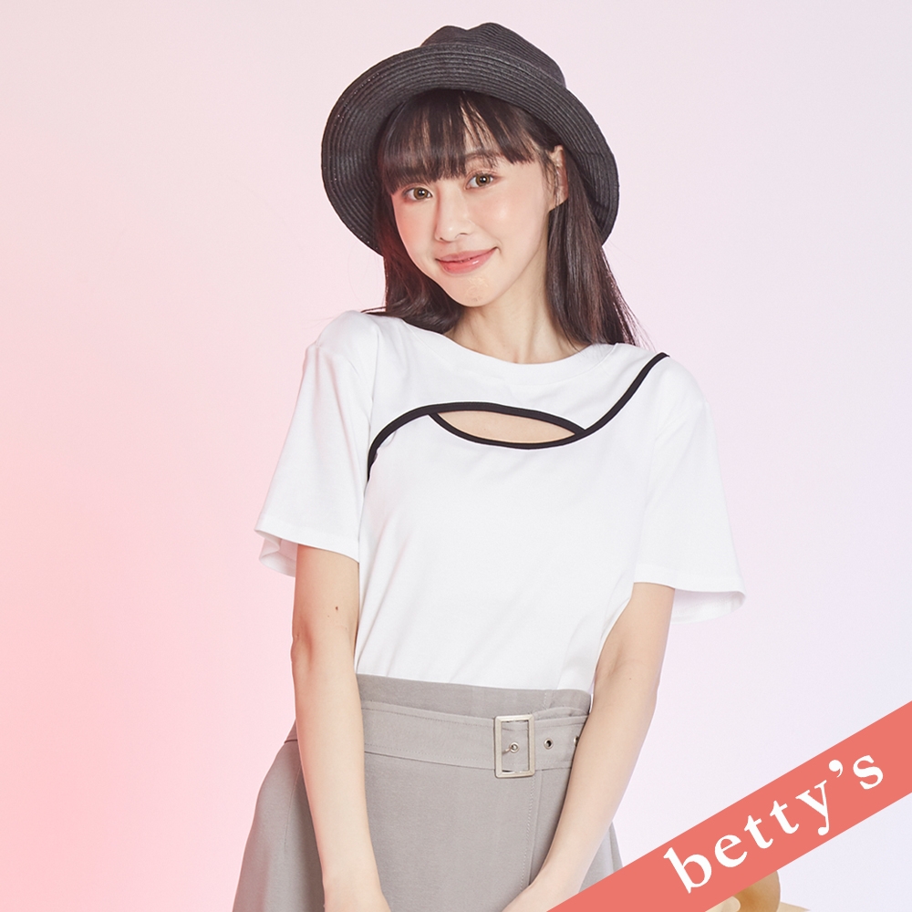 betty’s貝蒂思  胸前交叉開口滾邊短袖T-shirt(白色) (白色)