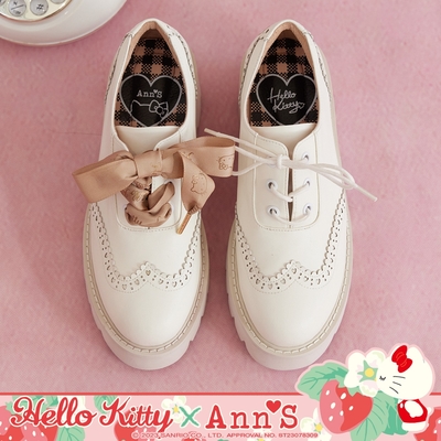 Ann’S X Sanrio三麗鷗 HELLO KITTY聯名 訂製織帶兩穿造型 後跟刺繡 厚底雕花牛津鞋6cm-米白