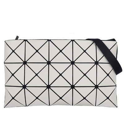 ISSEY MIYAKE 三宅一生 BAOBAO 白灰色皮質三角格3X5中型斜背包