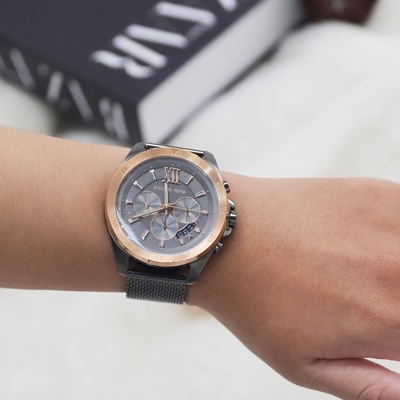 MICHAEL KORS 經典MK三眼不繡鋼網眼錶帶手錶  45mm (玫瑰金/灰)