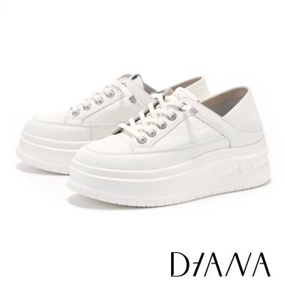 DIANA幾何縫線兩穿式真皮休閒鞋 白色