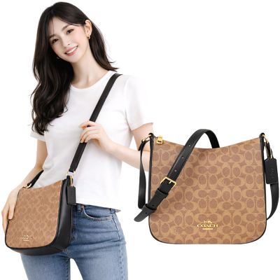 COACH 咖啡色大C PVC斜背包