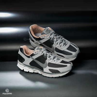Nike Zoom Vomero 5 男 灰黑 皮革 復古 運動 休閒 網布 透氣 休閒鞋 HV5982-001