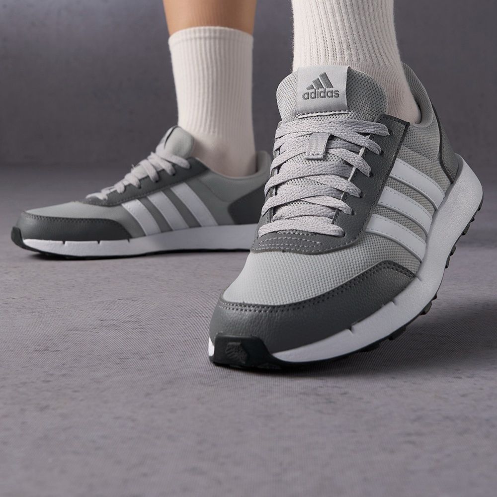 爆款$999【adidas 愛迪達】男/女 精選運動鞋休閒鞋 任選均一價 ((I款)RUN 50S 跑鞋)