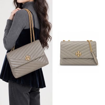 TORY BURCH KIRA 雙T金字LOGO鍊斜紋衍縫翻蓋兩用包(大/蒼鷺灰)