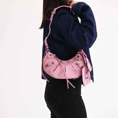 BALENCIAGA巴黎世家 BALENCIAGA 巴黎世家  Le Cagole XS 經典鉚釘造型細閃亮片塗層帆布拉鍊肩背/斜背包(亮粉)