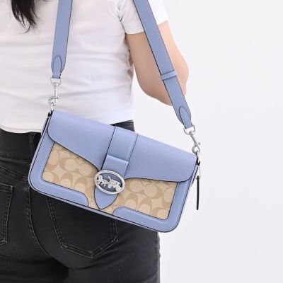 COACH Georgie 金屬馬車LOGO經典C字印花拼接翻蓋兩用包(卡其/藍)