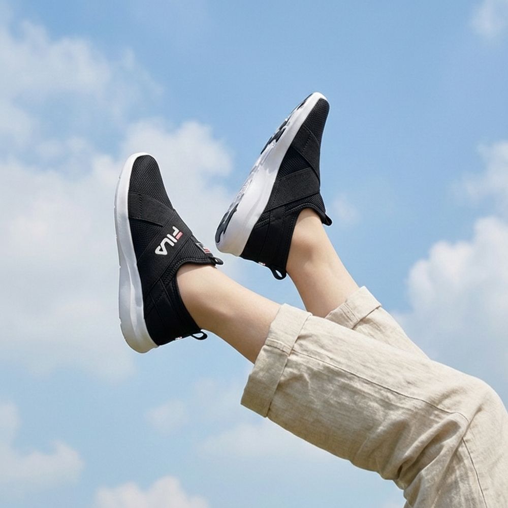 FILA 女休閒鞋-黑 5-C101A-008