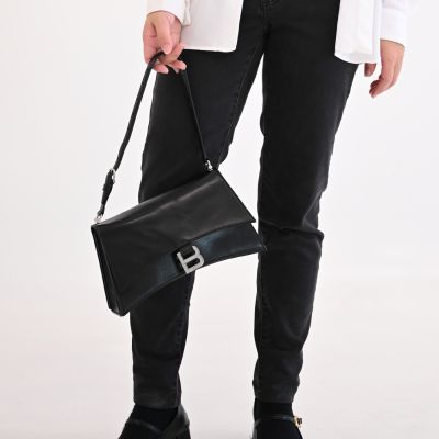 BALENCIAGA巴黎世家 BALENCIAGA CRUSH 金屬LOGO牛皮肩背沙漏包/腋下包(黑)