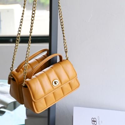 COACH TURNLOCK 經典轉釦造型翻蓋兩用鍊包(姜黃)