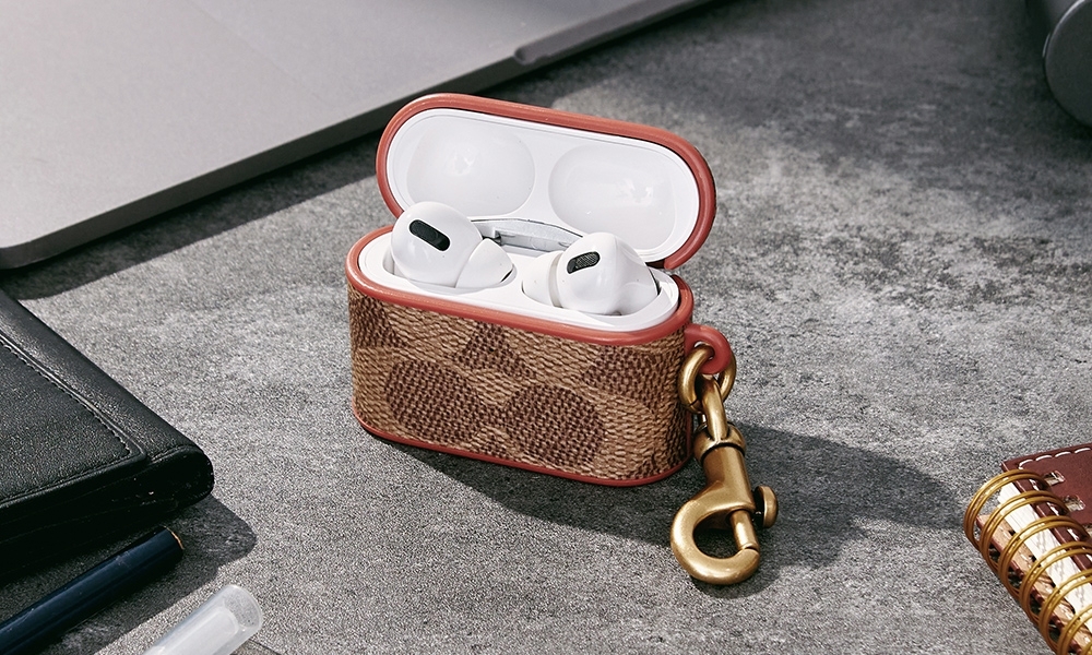 Coach Outlet Airpods Coach COACH】AirPods Pro 1/2代保護殼經典卡其