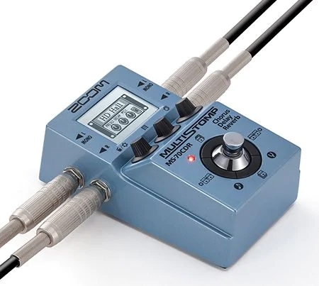 ZOOM MS-70CDR+ 新品未使用　10/28まで ZOOM MS-70CDR+ MultiStomp ストンプボックス 空間系