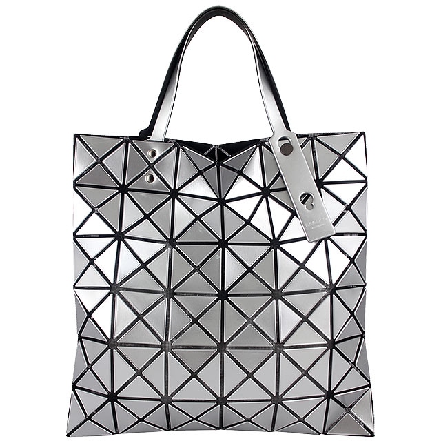 ISSEY MIYAKE 三宅一生BAOBAO 銀色亮面三角格6x6手提包| 手提包
